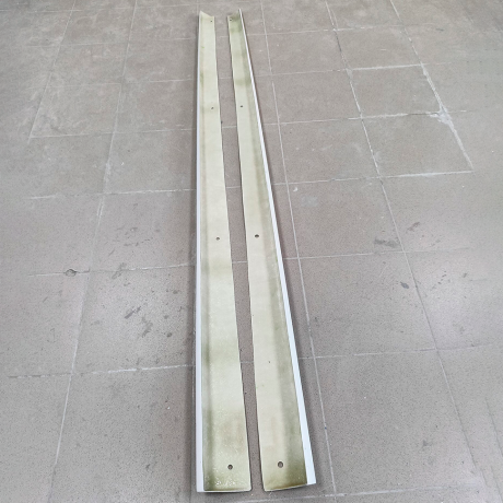 Накладки на пороги "ABT style" для Audi A8 (2012-н.в.) купить недорого с доставкой в Нижний-Новгород