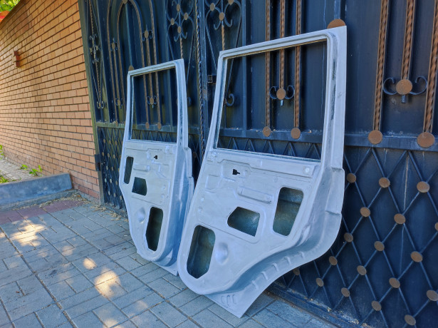 боковая задняя дверь правая стеклопластиковая для У@З 3163 p@triot sport купить недорого с доставкой в Нижний-Новгород