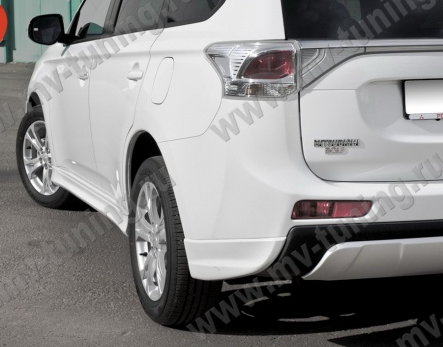 Клыки (накладки) заднего бампера "Broomer Design" для Mitsubishi Outlander (2012-2014) купить недорого с доставкой в Нижний-Новгород