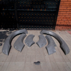 Расширители арок стеклопластиковые на Toyota Land Cruiser 100 (6кг)