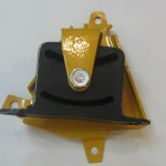 Кронштейн (3-я доп. опора) в сборе с подушкой 21214-1801020