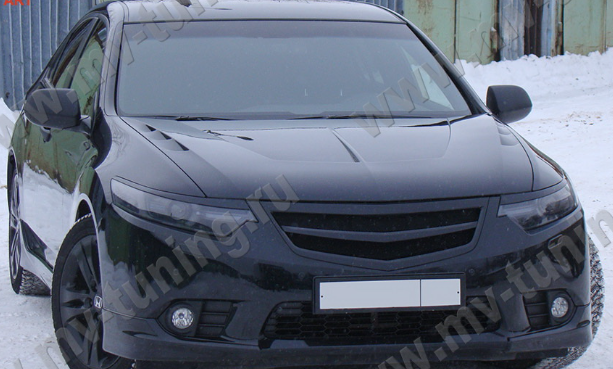 Планка в решетку радиатора "Sport" для Honda Accord VIII (2011-2013) купить недорого с доставкой в Нижний-Новгород